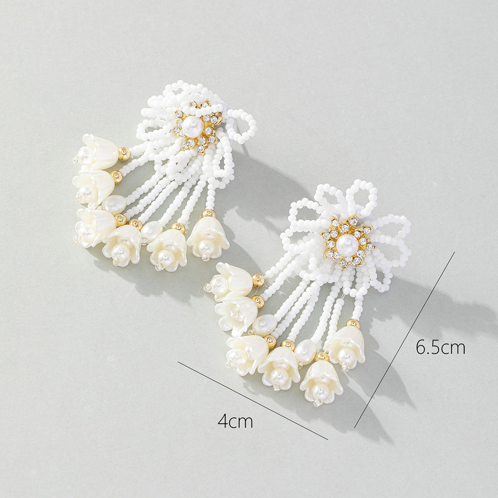 1 Pair Elegant Flower Beaded Drop Earrings