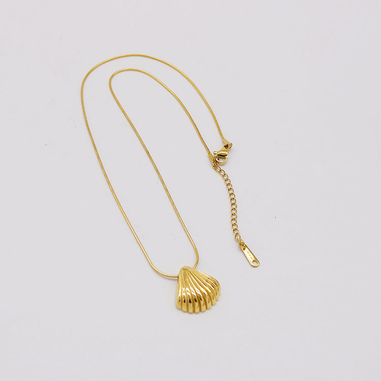 Simple Style Shell Stainless Steel Plating Gold Plated Pendant Necklace