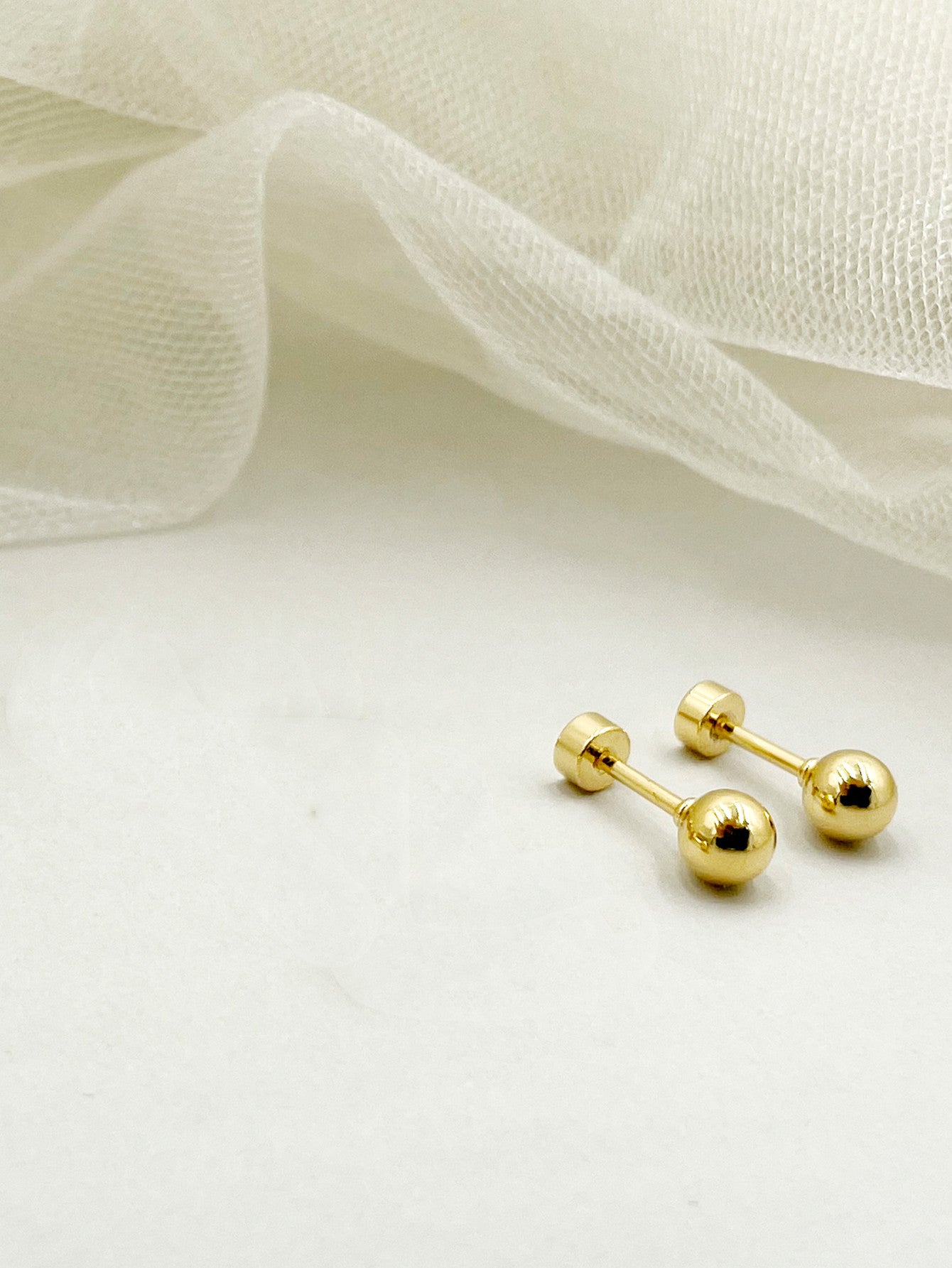 1 Pair Simple Style Round Solid Color Plating Stainless Steel Gold Plated Ear Studs