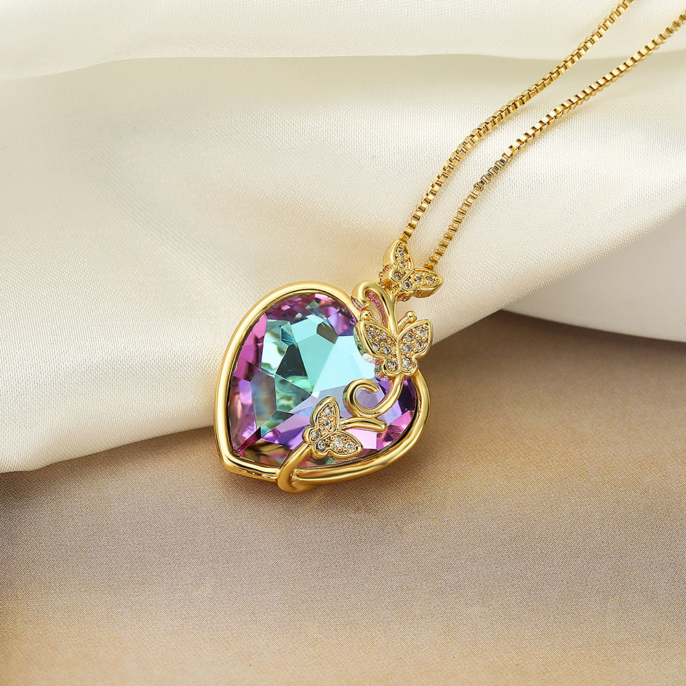 Simple Style Commute Heart Shape Butterfly Copper 18k Gold Plated Zircon Pendant Necklace In Bulk