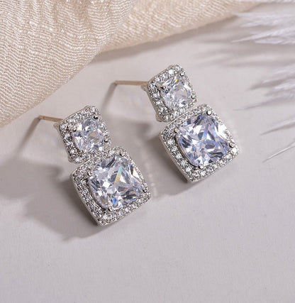 1 Pair Elegant Basic Lady Square Inlay Copper Zircon Ear Studs