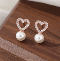 1 Pair Elegant Heart Shape Pearl Inlay Sterling Silver Artificial Diamond Ear Studs