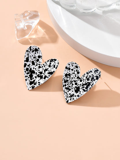 1 Pair Casual Vacation Heart Shape Iron Ear Studs