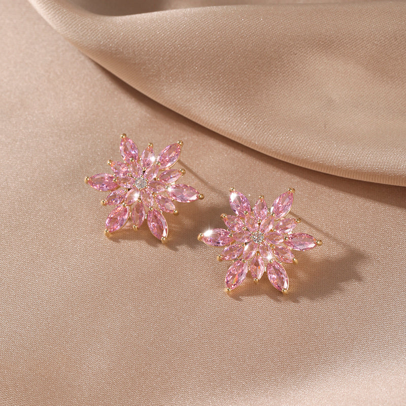 1 Pair Glam Luxurious Sweet Snowflake Plating Three-dimensional Inlay Alloy Artificial Diamond Gold Plated Ear Studs