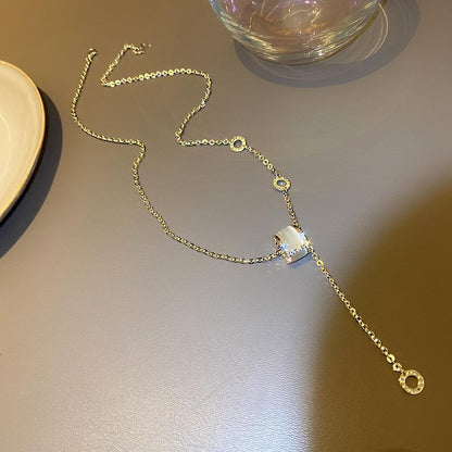 Elegant Heart Shape Bow Knot Copper Inlay Zircon Pendant Necklace