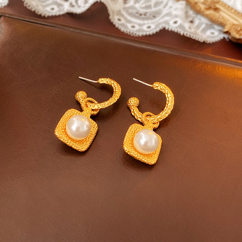 1 Pair Lady Flower Plating Inlay Artificial Pearl Copper Zircon Drop Earrings Ear Studs