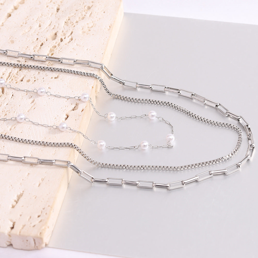 Simple Style Solid Color Titanium Steel Polishing Layered Necklaces