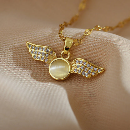 Retro Wings Titanium Steel Copper Plating Inlay Zircon Gold Plated Pendant Necklace