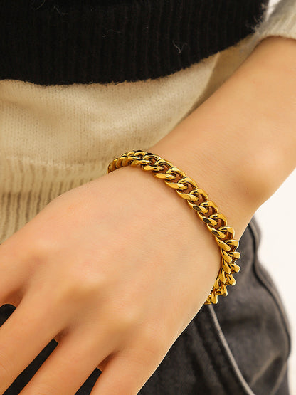 Casual Classic Style Solid Color Titanium Steel Polishing Plating 18k Gold Plated Bracelets