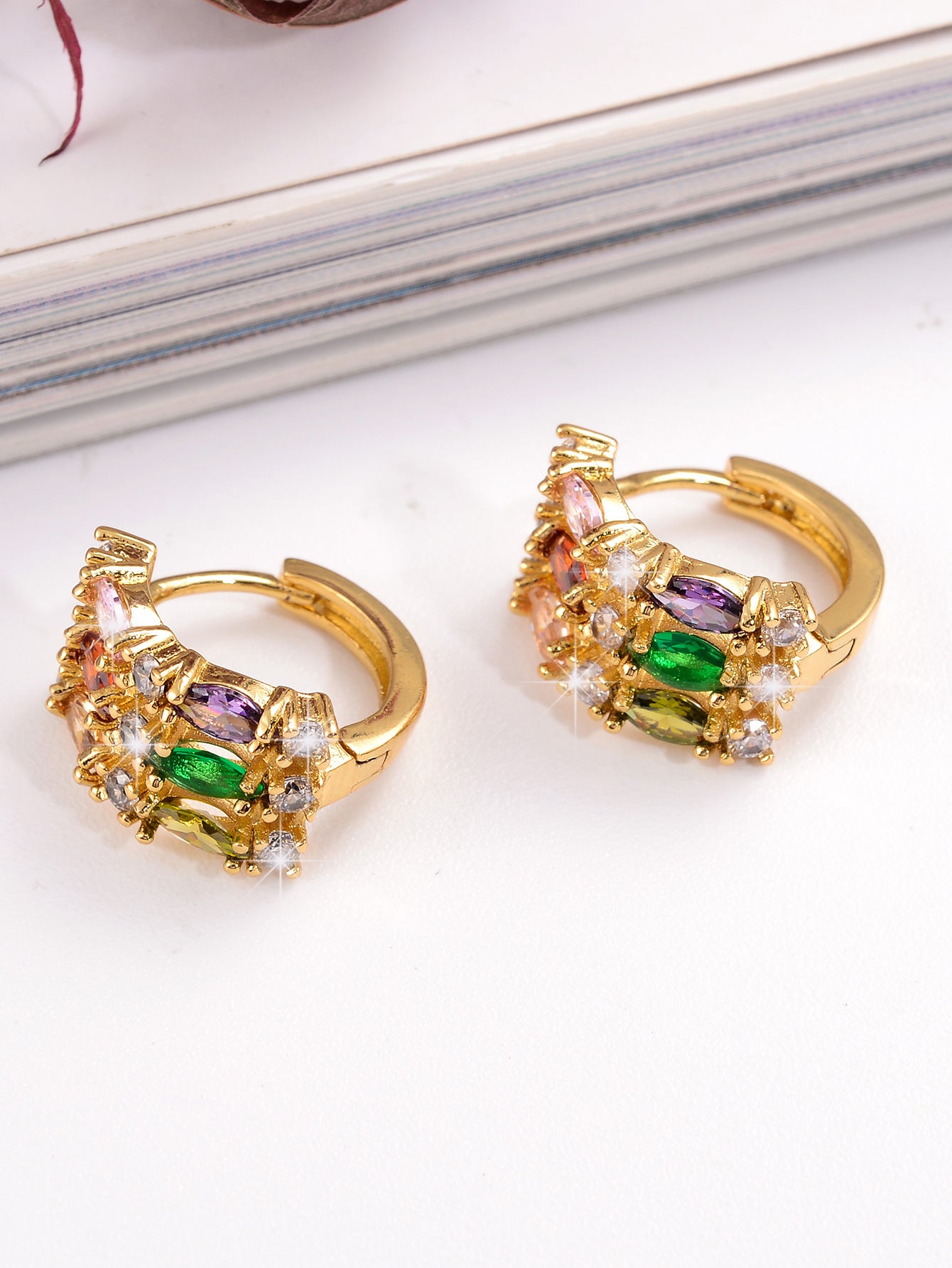 1 Pair Casual Vintage Style Circle Plating Inlay Copper Zircon 18k Gold Plated Earrings