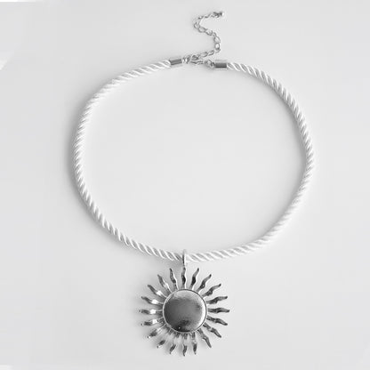 Casual Simple Style Sun Flower Alloy Women's Pendant Necklace Long Necklace