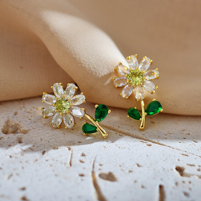 1 Pair Simple Style Flower Inlay Copper Zircon Ear Studs