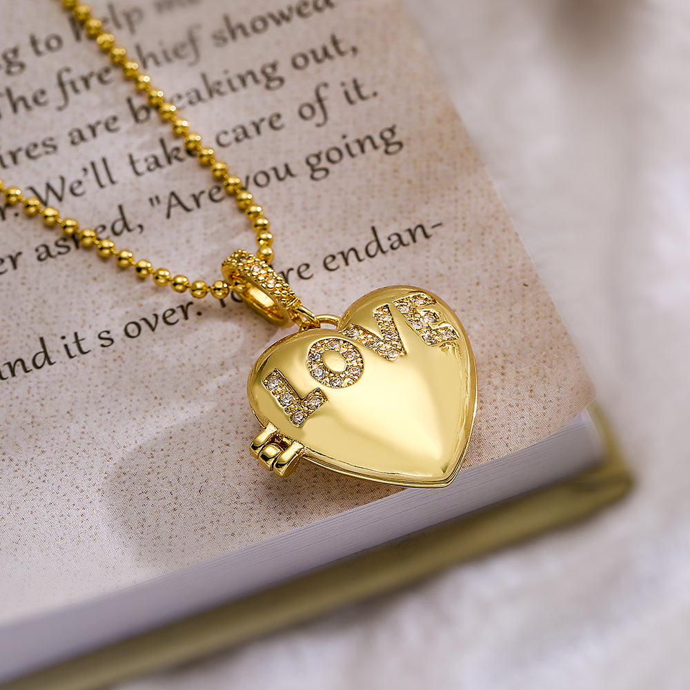 Simple Style Commute Letter Heart Shape Copper Plating Inlay Zircon 18k Gold Plated Pendant Necklace