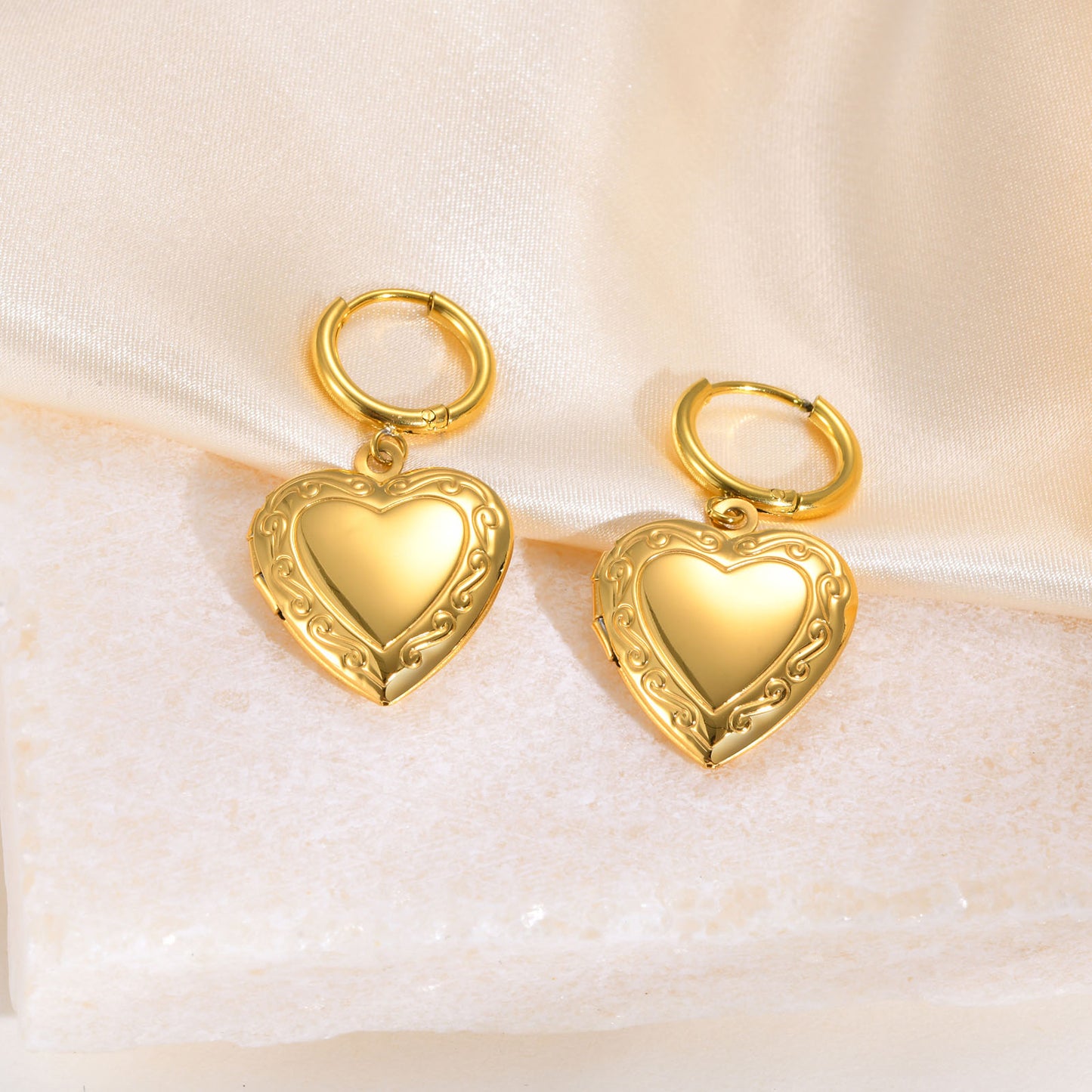 1 Pair Ig Style Elegant Artistic Heart Shape Plating Stainless Steel 18k Gold Plated Drop Earrings