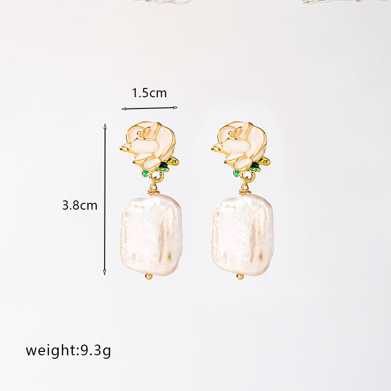 1 Pair Retro French Style Irregular Flower Enamel Plating Freshwater Pearl Copper 18k Gold Plated Drop Earrings