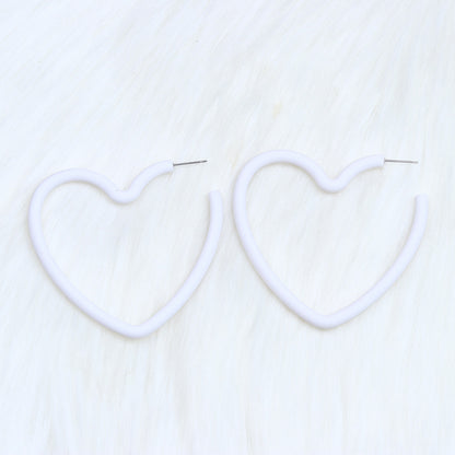 Sweet Heart Shape Arylic Spray Paint Women's Ear Studs