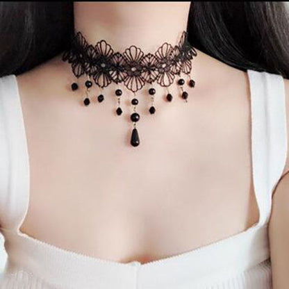 Vintage Style Oval Alloy Lace Chain Inlay Artificial Gemstones Women's Choker