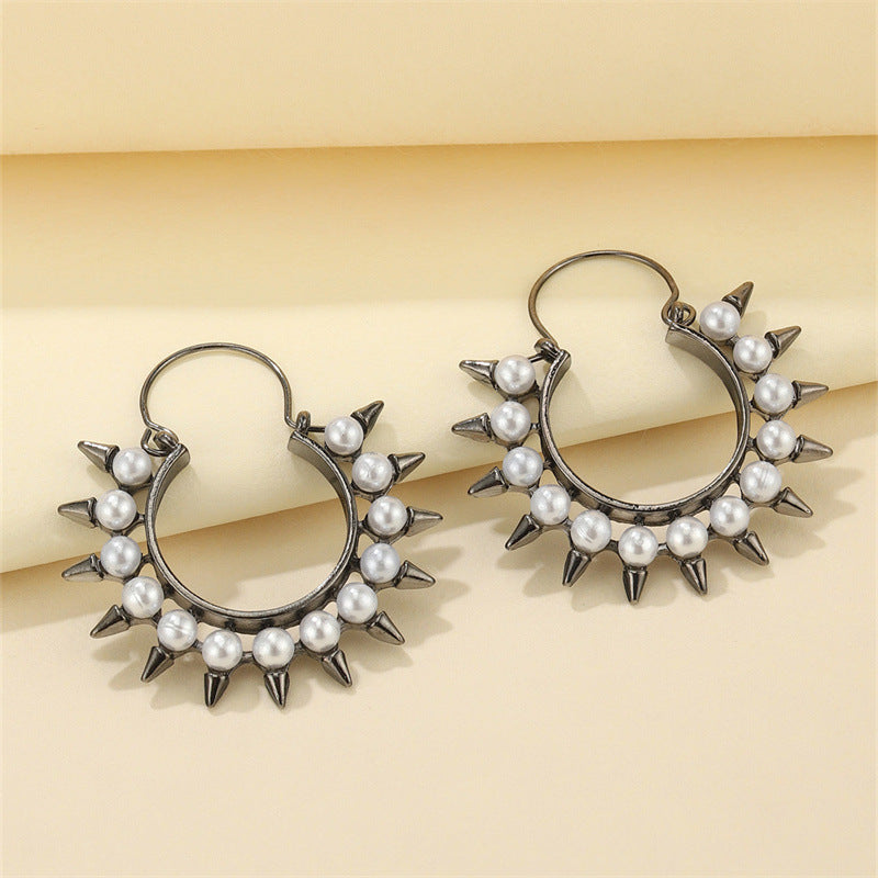 1 Pair Punk Cool Style Solid Color  Inlay Alloy Artificial Pearls Hoop Earrings Ear Studs