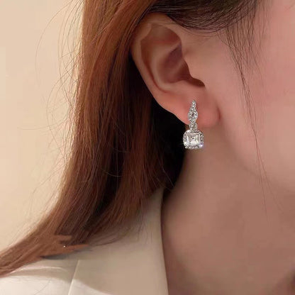1 Pair Modern Style Geometric Plating Inlay Alloy Artificial Gemstones Drop Earrings