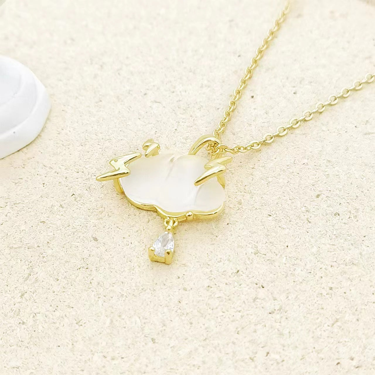 Elegant Simple Style Clouds Rabbit Gourd Titanium Steel Plating Pendant Necklace