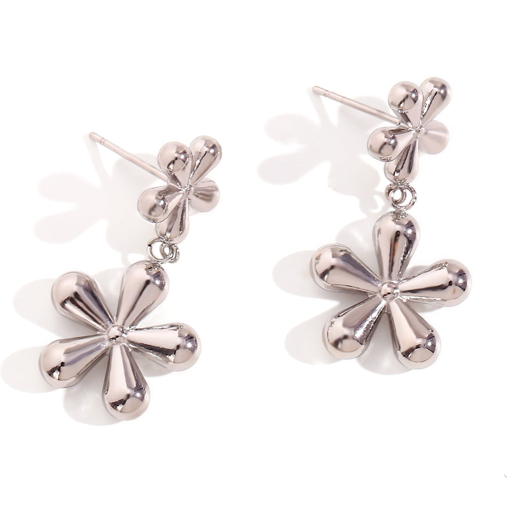 1 Pair Simple Style Classic Style Flower Plating Stainless Steel 18k Gold Plated Ear Studs