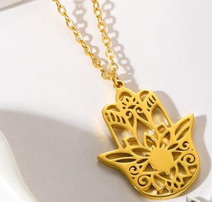 Simple Style Devil's Eye Heart Shape Butterfly Stainless Steel Plating Hollow Out Pendant Necklace