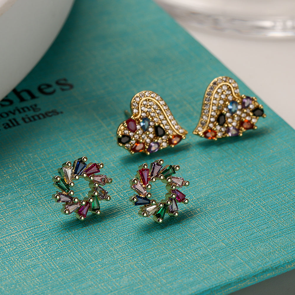 1 Pair Simple Style Commute Round Heart Shape Plating Inlay Copper Zircon 18k Gold Plated Ear Studs