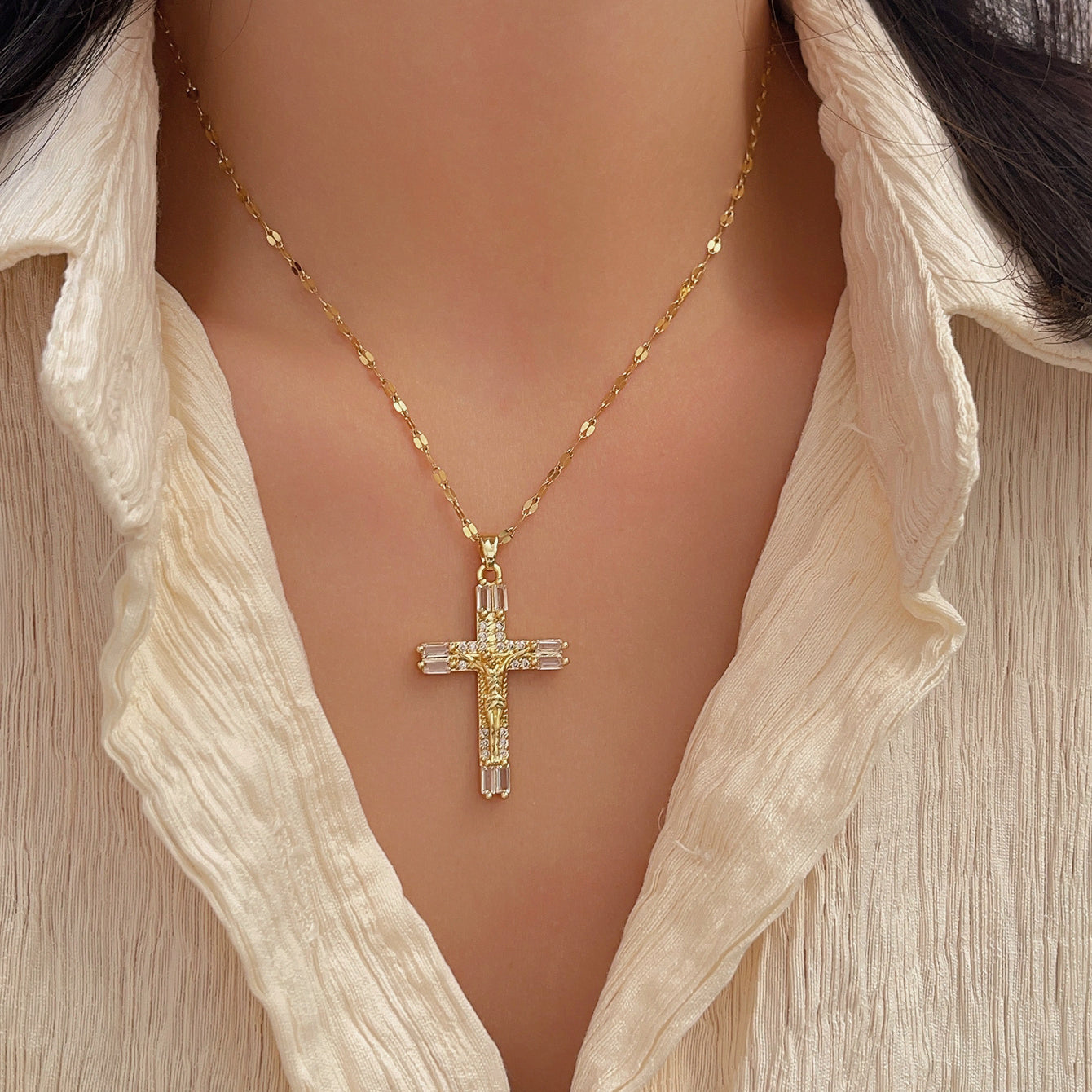 Simple Style Cross Flower Titanium Steel Plating Inlay Zircon Gold Plated Pendant Necklace