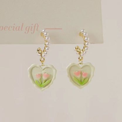 1 Pair Sweet Heart Shape Flower Enamel Inlay Alloy Artificial Pearls Drop Earrings