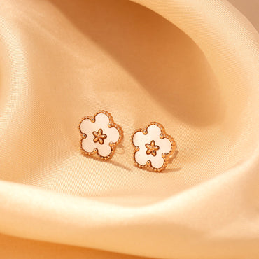 1 Pair Cute Preppy Style Classic Style Flower Plating Stainless Steel Titanium Steel Gold Plated Ear Studs