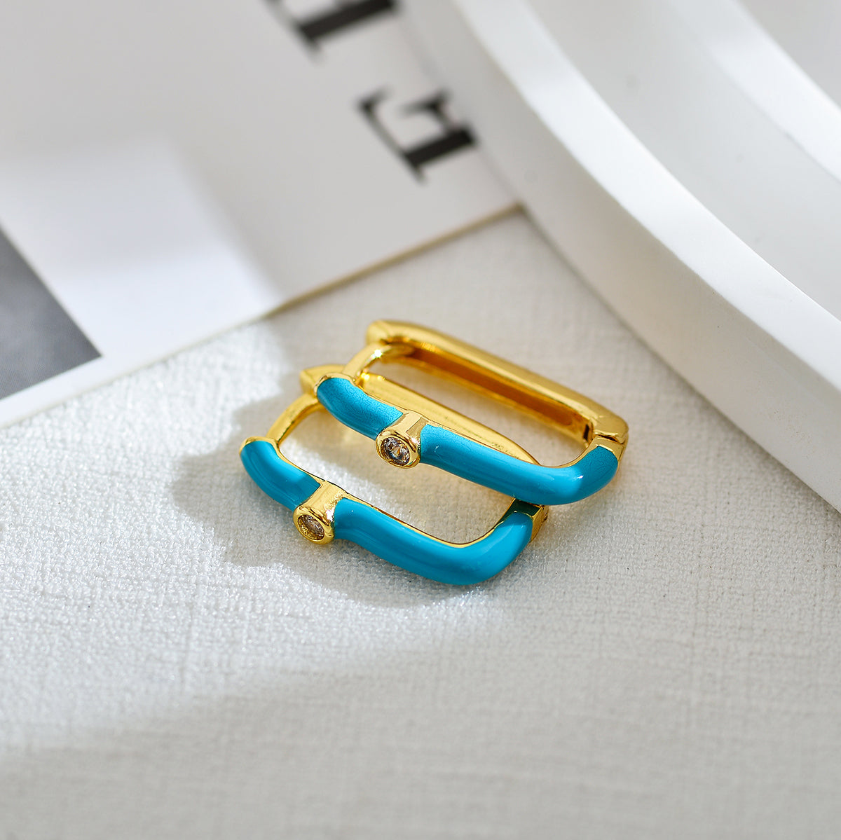 1 Pair Elegant Sweet Color Block Enamel Inlay Copper Zircon Hoop Earrings