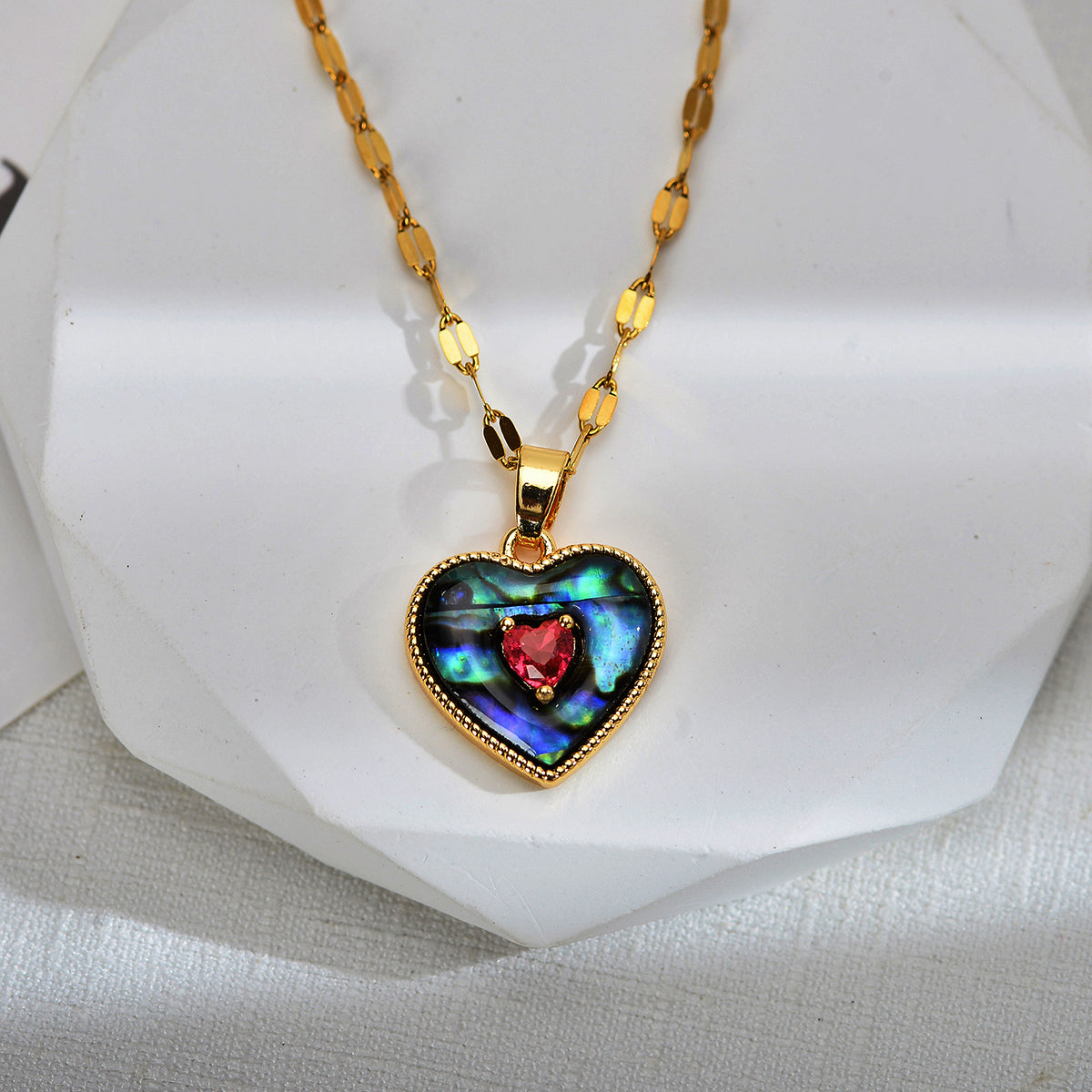 Streetwear Heart Shape Titanium Steel Copper Epoxy Transparent Inlay Agate Zircon Pendant Necklace