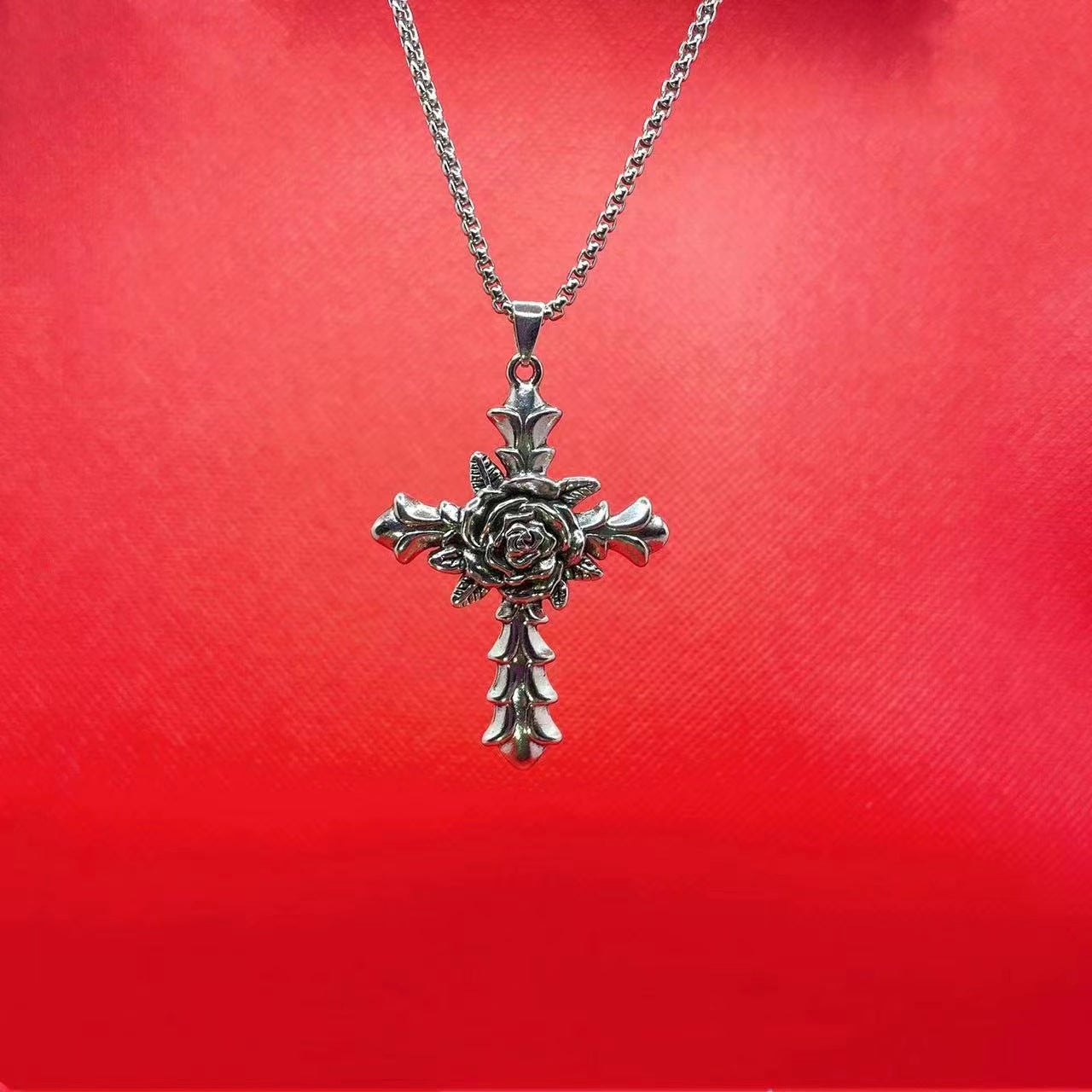 Retro Cross Flower Alloy Titanium Steel Plating Gold Plated Unisex Pendant Necklace