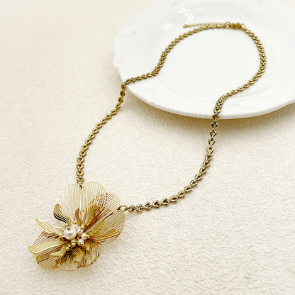 Roman Style Commute Flower Stainless Steel Plating Gold Plated Pendant Necklace