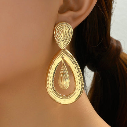 1 Pair Elegant Retro Geometric Ferroalloy Drop Earrings