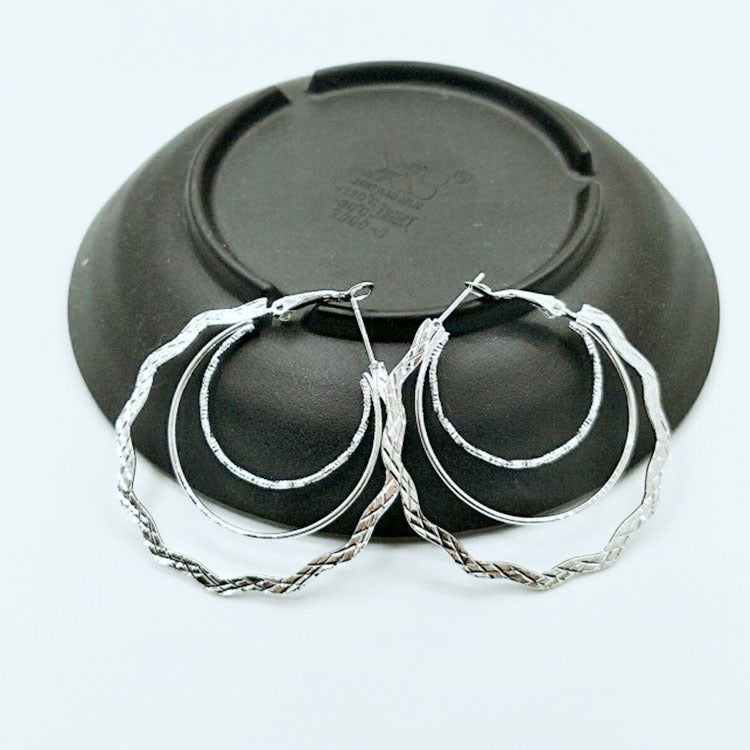 1 Pair Sweet Streetwear Waves Plating Iron Silver Plated Hoop Earrings