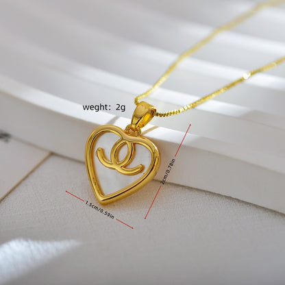 Simple Style Heart Shape Copper Zircon Pendant Necklace In Bulk