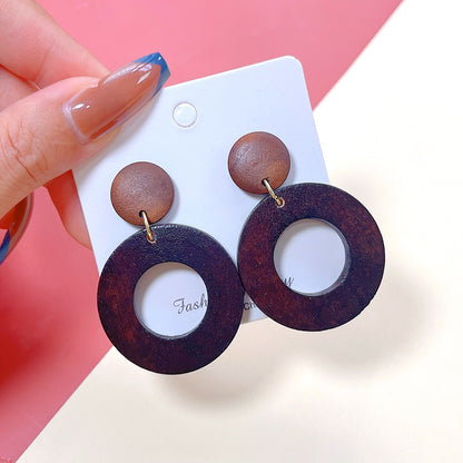 1 Pair Retro Round Water Droplets Hollow Out Wood Drop Earrings