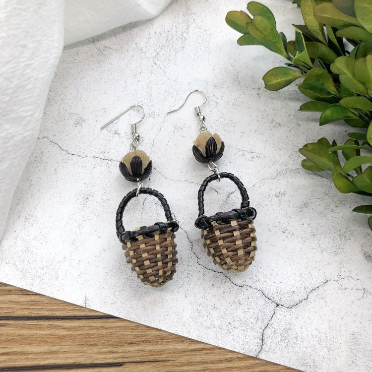 1 Pair Simple Style Geometric Mixed Materials Rattan Drop Earrings