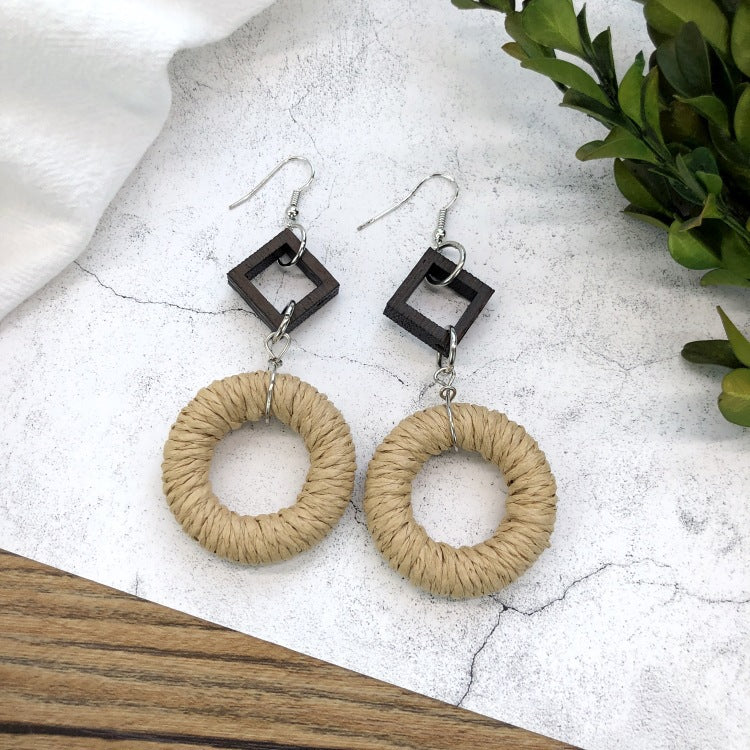 1 Pair Simple Style Geometric Mixed Materials Rattan Drop Earrings