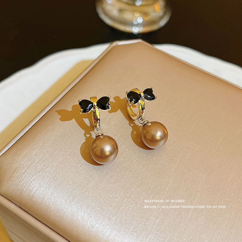 Fashion Flower Alloy Inlay Artificial Gemstones Pearl Women's Ear Studs 1 Pair