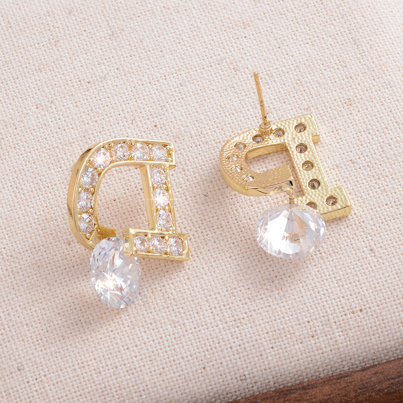 1 Pair Ig Style Elegant Sweet Letter Plating Inlay Copper Zircon 14k Gold Plated Ear Studs