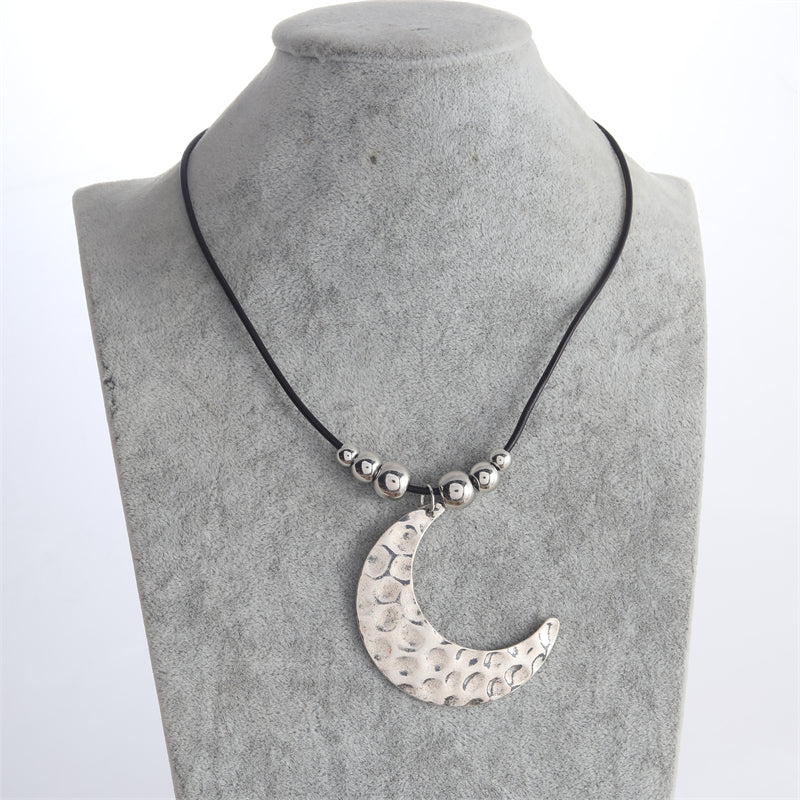 Retro Commute Leaf Moon Ccb Alloy Wax Rope Irregular Plating Unisex Layered Necklaces Pendant Necklace