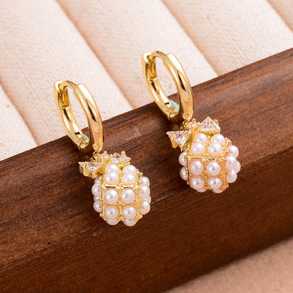 1 Pair Ig Style Elegant Geometric Plating Three-dimensional Inlay Copper Pearl Zircon 14k Gold Plated Drop Earrings