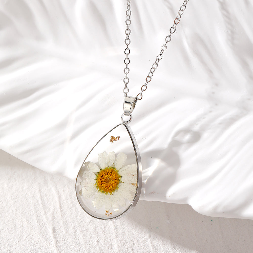 Casual Simple Style Water Droplets Alloy Resin Women's Pendant Necklace