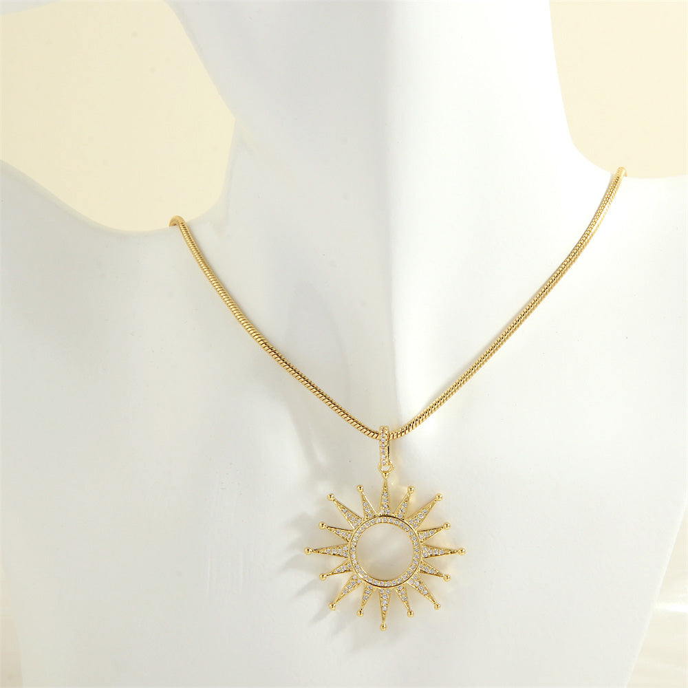 Simple Style Shiny Sun Copper 18k Gold Plated Zircon Pendant Necklace In Bulk