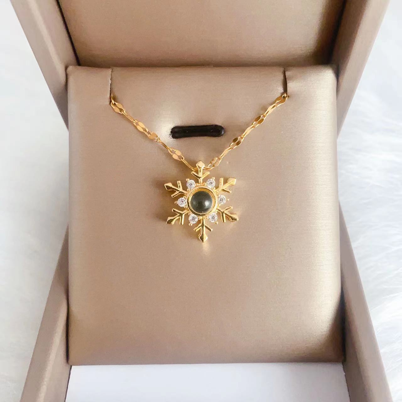 Retro Lady Cross Moon Heart Shape Titanium Steel Inlay Artificial Gemstones Zircon Pendant Necklace