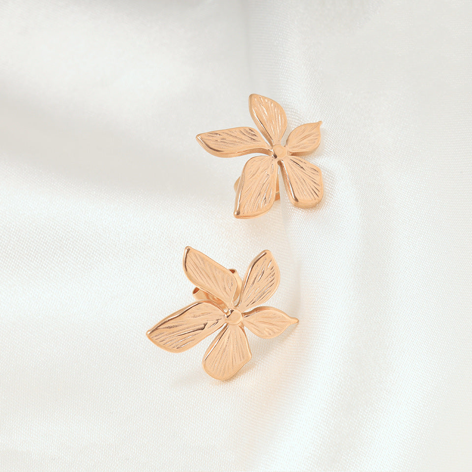 1 Pair Simple Style Flower Stainless Steel 18k Gold Plated Rose Gold Plated Ear Studs