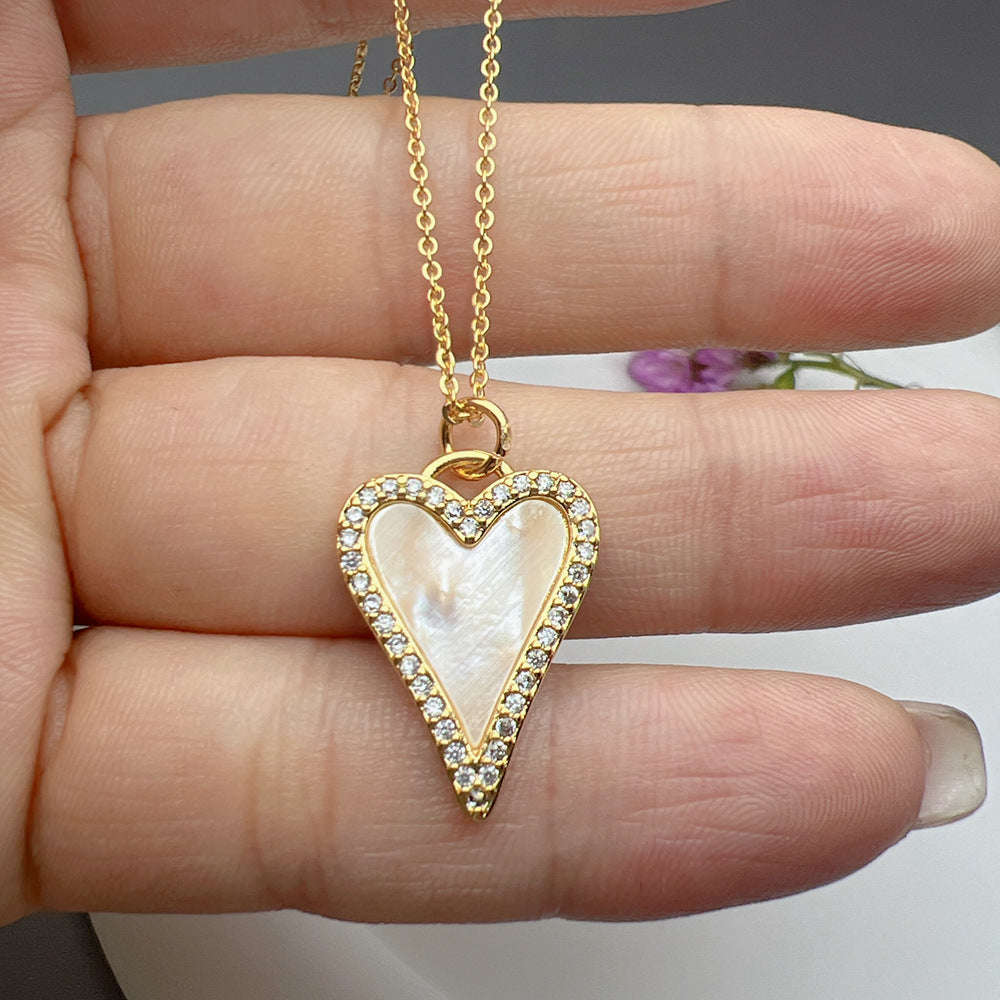 Sweet Simple Style Heart Shape Copper Plating Inlay Shell Zircon 18k Gold Plated Pendant Necklace