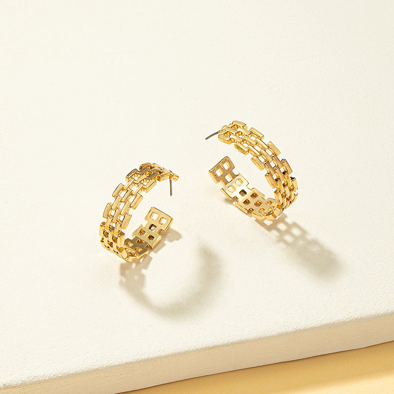 1 Pair Lady Simple Style C Shape Plating Hollow Out Alloy 14k Gold Plated Earrings
